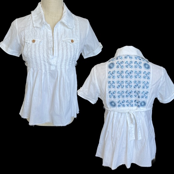 Free People Tops - FREE PEOPLE Vintage Boho Embroidered Shirt 6 NWT
